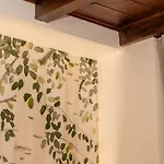 Bright With Private Garage شقة تْشيرنوبيو
