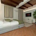 Lejlighed Bright With Private Garage Cernobbio